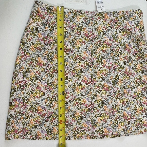 Loft Womens Floral skirt size 12 - Picture 5 of 9